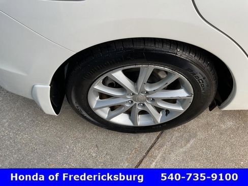 Used 2014 Subaru Impreza 2.0i Premium w/ All-Weather Package w/CVT AWD/4WD image 12