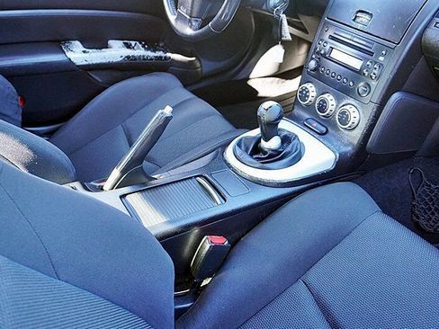 Used 2006 Nissan 350Z Base 2dr Coupe w/ (N93) Cargo Convenience Pkg image 13