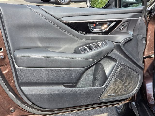 Used 2020 Subaru Outback Limited AWD/4WD image 19