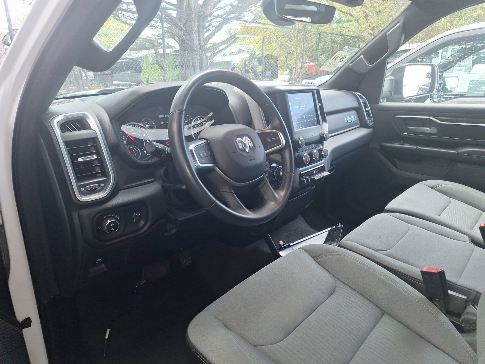 Used 2024 RAM 1500 Big Horn AWD/4WD image 10
