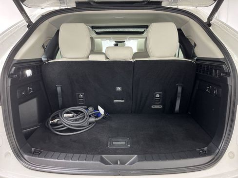 Used 2024 MAZDA CX-90 Plug-In Hybrid w/ Premium Plus AWD/4WD image 28