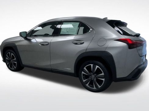Used 2019 Lexus UX 250h image 6