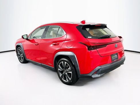 Used 2020 Lexus UX 250h w/ Premium Package image 5
