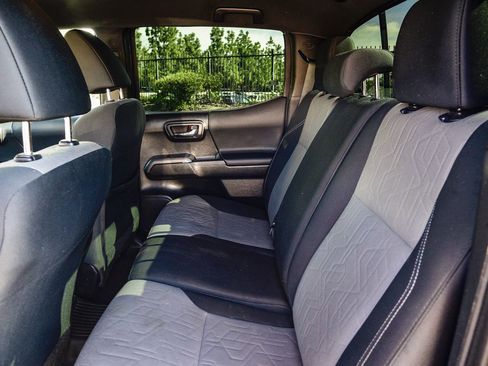 Certified 2023 Toyota Tacoma TRD Off-Road w/ Black Out Package (TMS) image 21