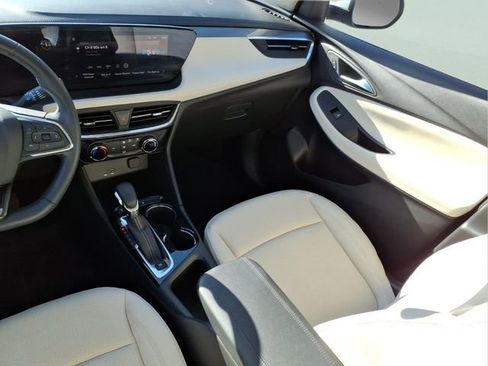 Used 2024 Buick Encore GX Sport Touring image 15