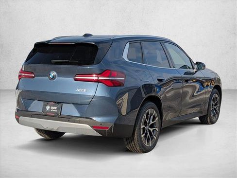 New 2026 BMW X3 xDrive30 w/ Convenience Package image 2