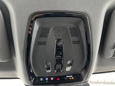 New 2025 Cadillac Optiq Sport 1 image 27