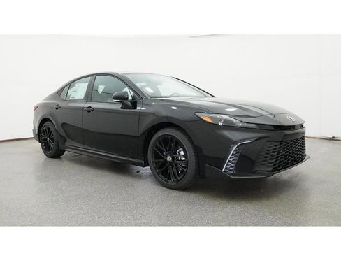 New 2026 Toyota Camry SE image 29
