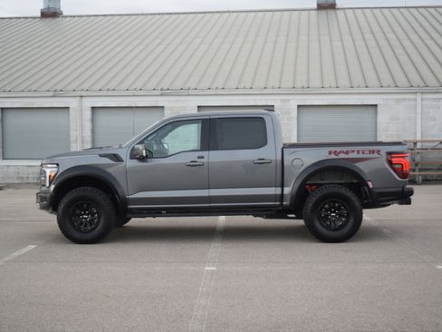 Used 2025 Ford F150 Raptor image 24