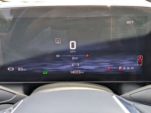 Certified 2025 Chevrolet Equinox EV LT w/ Convenience Package image 34