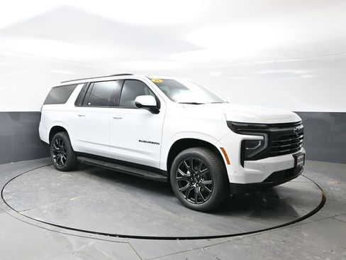 New 2026 Chevrolet Suburban RST w/ RST Capability Package image 3