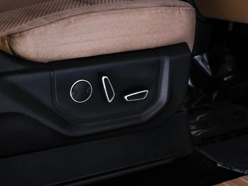 Used 2017 Ford F150 XLT w/ Equipment Group 302A Luxury image 34