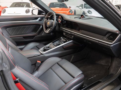 Used 2021 Porsche 911 Turbo S image 24