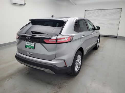 Used 2022 Ford Edge SEL w/ Convenience Package AWD/4WD image 9
