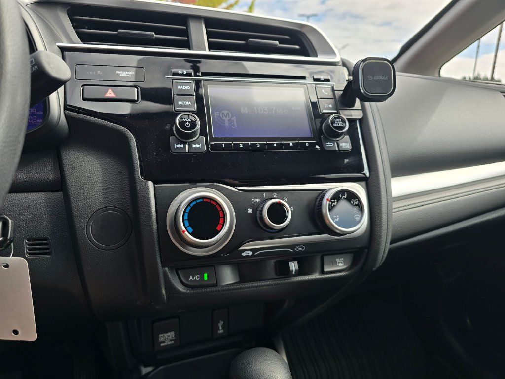 Used 2020 Honda Fit LX image 18