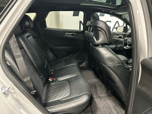 Used 2025 Kia Sportage X-Line w/ Premium Package image 22