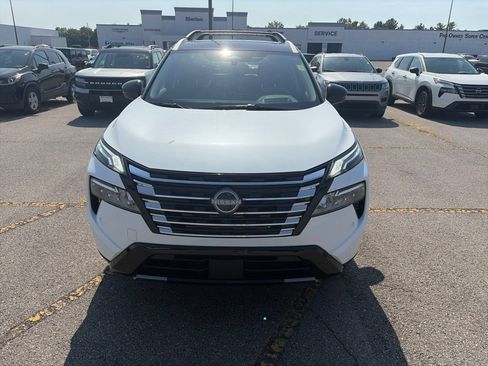 Used 2026 Nissan Rogue Platinum w/ Platinum Premium Package AWD/4WD image 9