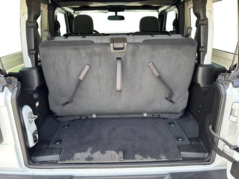 Used 2024 Jeep Wrangler Sport AWD/4WD image 14