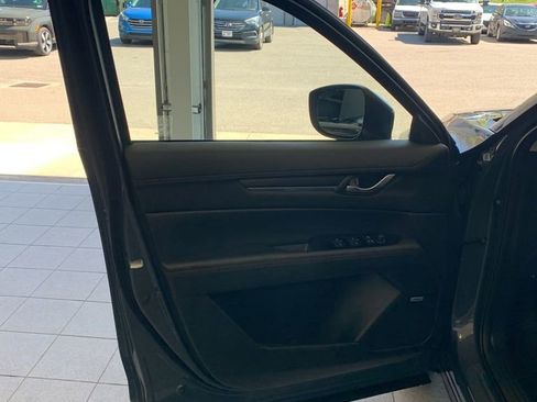 Used 2025 MAZDA CX-5 Carbon Edition image 5