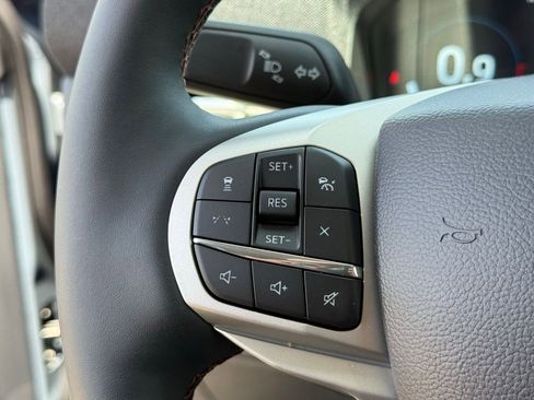 New 2026 Ford Explorer Active image 13