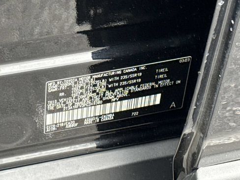 Used 2023 Toyota RAV4 XLE Premium AWD/4WD image 31