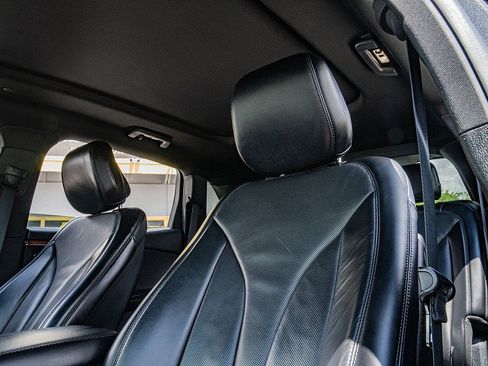 Used 2020 Lincoln Nautilus Reserve FWD image 25