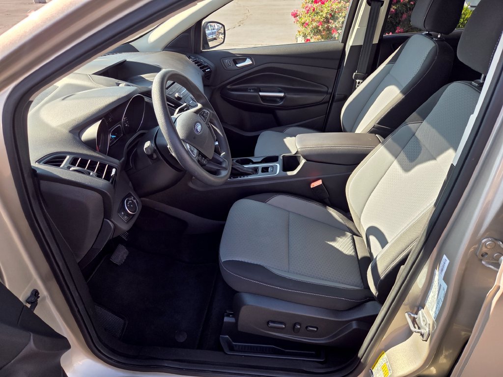 Used 2017 Ford Escape SE AWD/4WD image 11