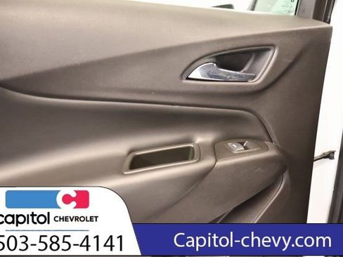 Used 2019 Chevrolet Equinox LT image 30