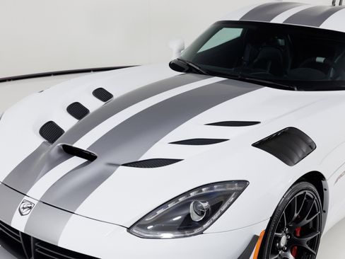 Used 2016 Dodge Viper ACR w/ Extreme Aero Package RWD image 61