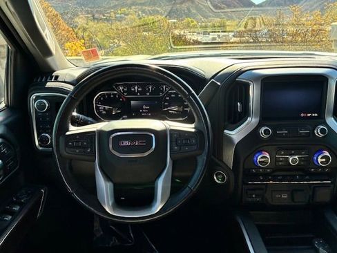Used 2021 GMC Sierra 1500 SLT w/ SLT Premium Package AWD/4WD image 14