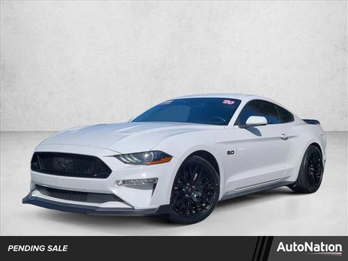 Used 2020 Ford Mustang GT image 1