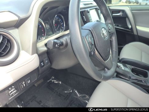 Used 2017 Toyota RAV4 Limited AWD/4WD image 16