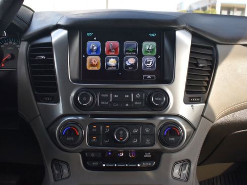Used 2017 Chevrolet Tahoe LT RWD image 18