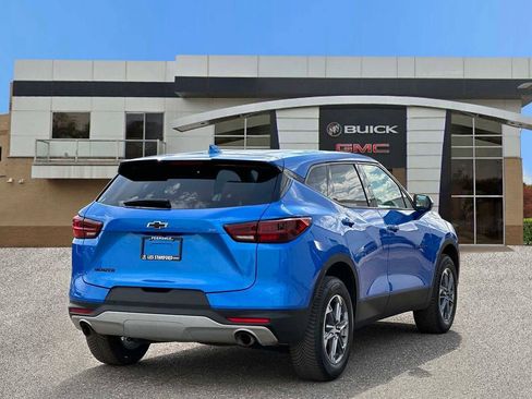 Used 2025 Chevrolet Blazer LT w/ Driver Confidence Package image 6