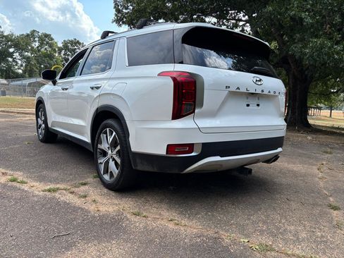 Used 2022 Hyundai Palisade SEL w/ Premium Package FWD image 4