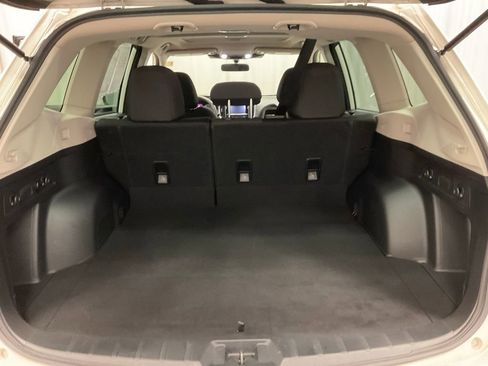 Used 2023 Subaru Forester Premium AWD/4WD image 27