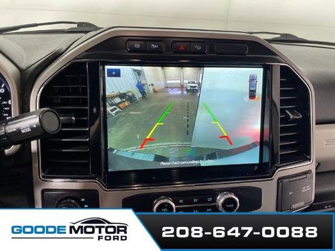 Certified 2022 Ford F350 Lariat w/ Black Appearance Package image 15