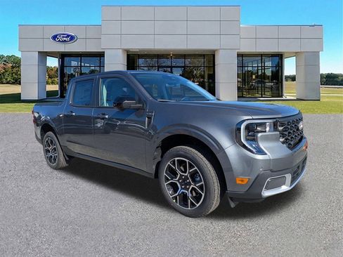 New 2026 Ford Maverick Lariat AWD/4WD image 1