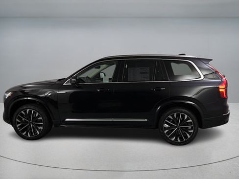 New 2026 Volvo XC90 T8 Ultra w/ Lounge Package AWD/4WD image 4