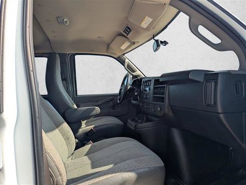 Used 2023 GMC Savana 3500 LS RWD image 15