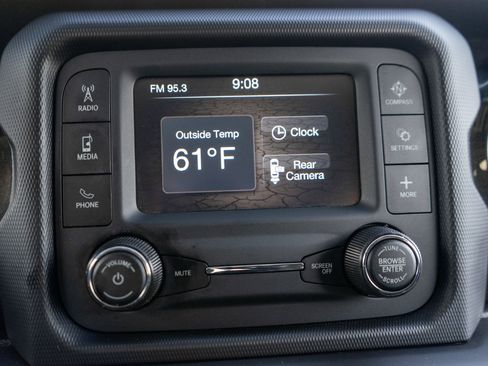 Used 2019 Jeep Wrangler Unlimited Sport AWD/4WD image 17