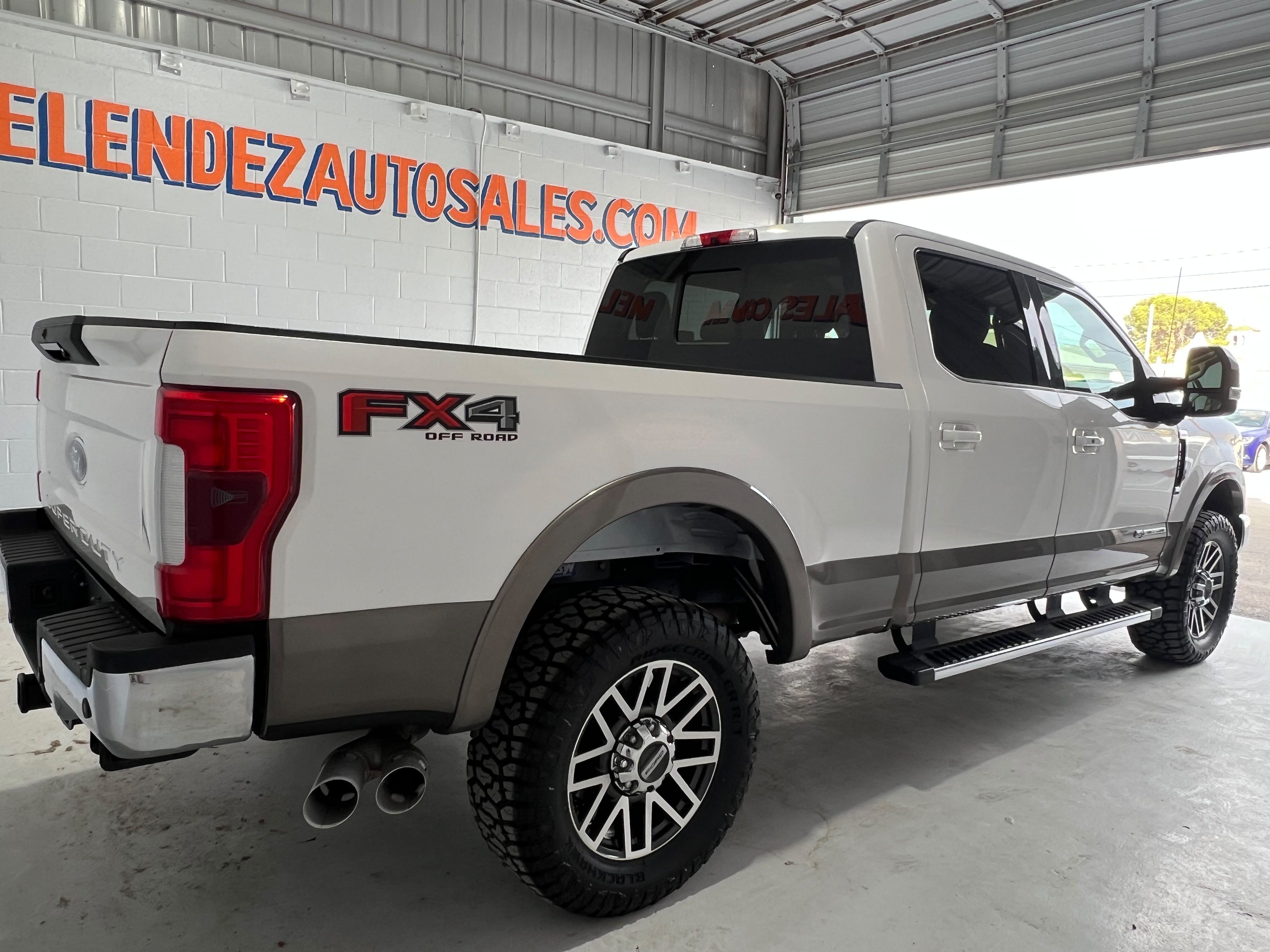 Used 2019 Ford F250 Lariat w/ Lariat Ultimate Package AWD/4WD image 6