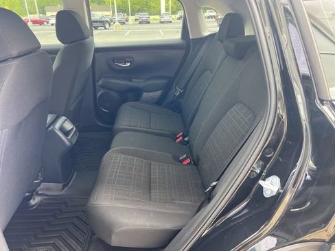 Certified 2025 Honda HR-V LX image 18