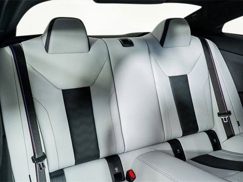 Used 2026 BMW M4 Competition w/ Executive Package image 33