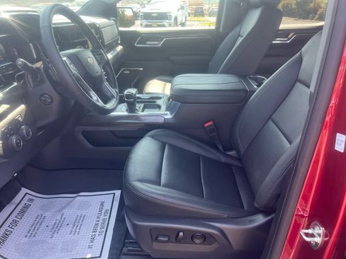 Used 2024 Chevrolet Silverado 1500 LTZ w/ LTZ Premium Package image 10
