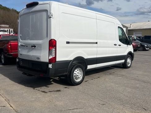 Used 2026 Ford Transit 250 148 Medium Roof Extended AWD w/ Load Area Protection Package image 12