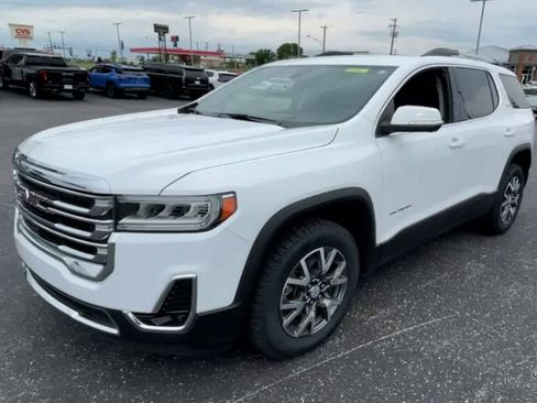 Used 2023 GMC Acadia SLT w/ Technology Package FWD image 5