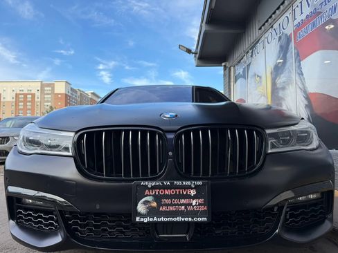 Used 2019 BMW 750i xDrive w/ Executive Package AWD/4WD image 8