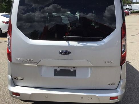 Used 2021 Ford Transit Connect XLT FWD image 4