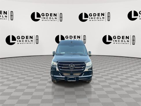 Used 2019 Mercedes-Benz Sprinter 170 image 3